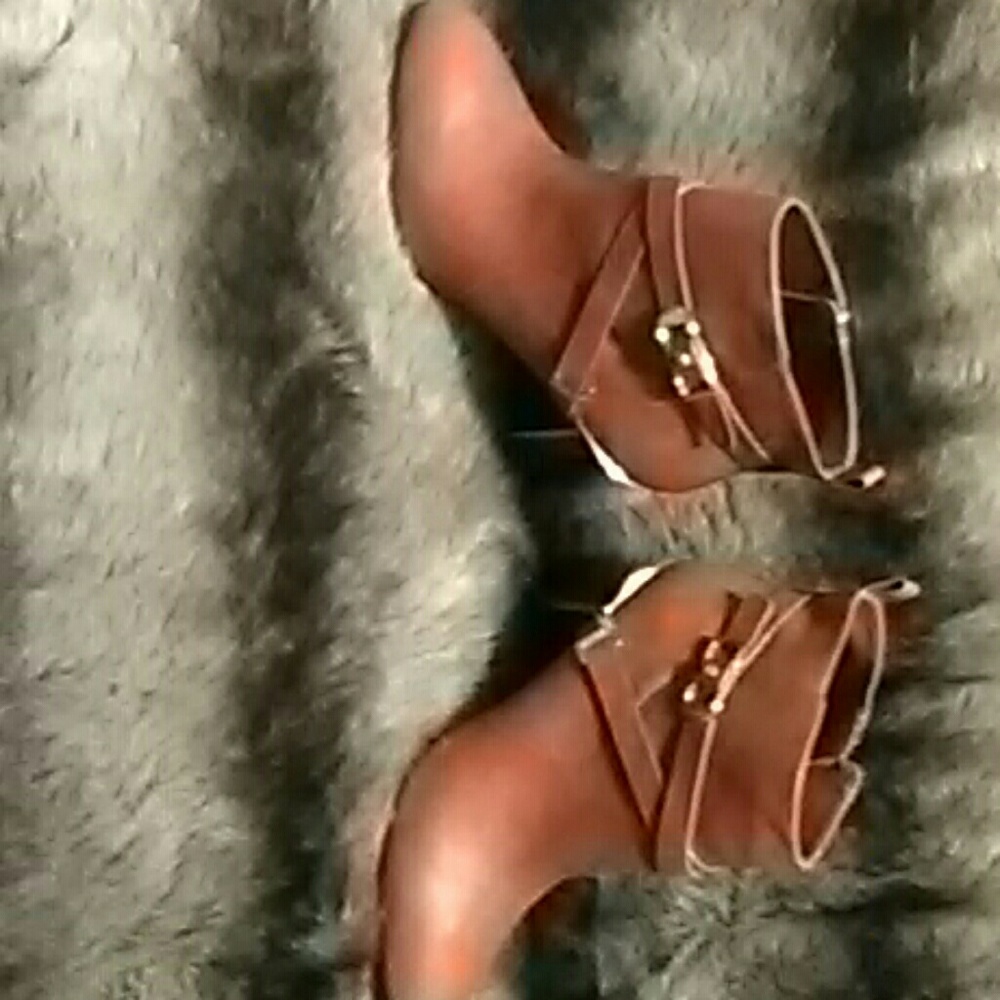 Leather boots